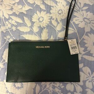 Michael kors wristlet